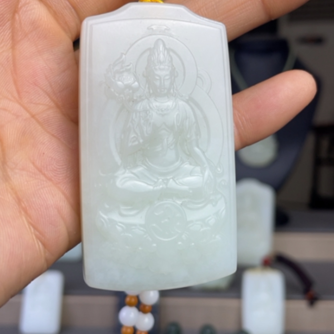 【闪购商品】和田玉颈饰未镶嵌倚****