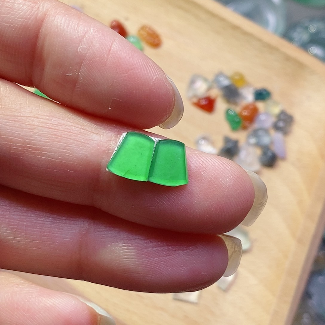 翡翠颈饰未镶嵌翡翠