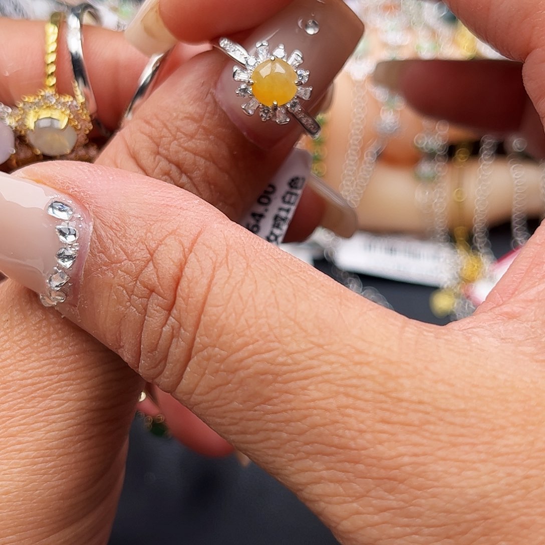 翡翠戒指银S925镶嵌缅甸天然A货翡翠戒指