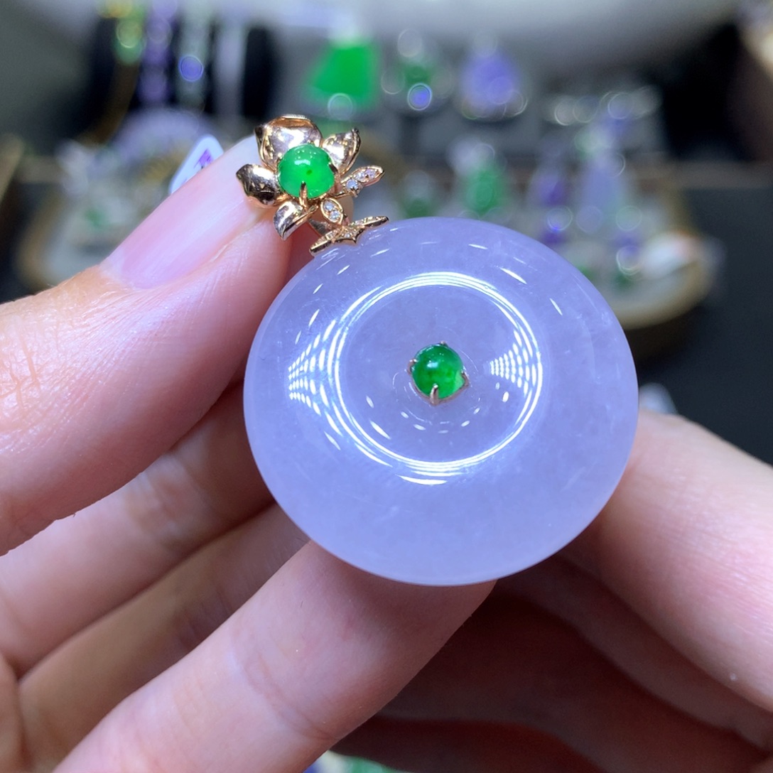 【闪购商品】翡翠颈饰18K金镶嵌翡翠吊坠项链