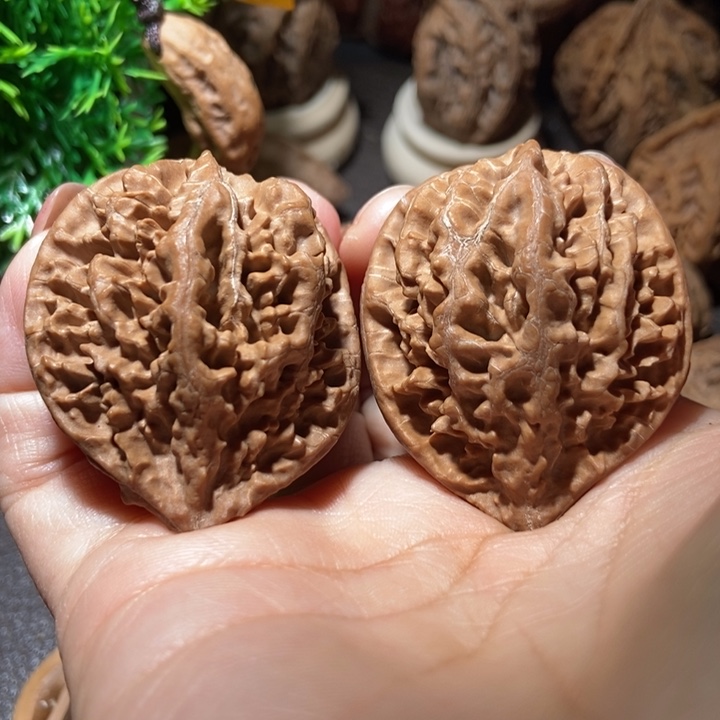 把件文玩核桃东北楸子小雪26