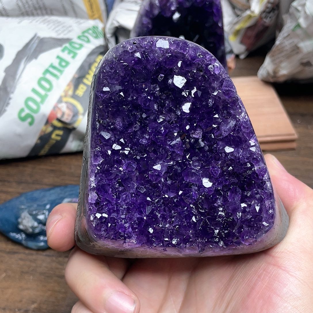 紫晶大型摆件（非配饰）未镶嵌