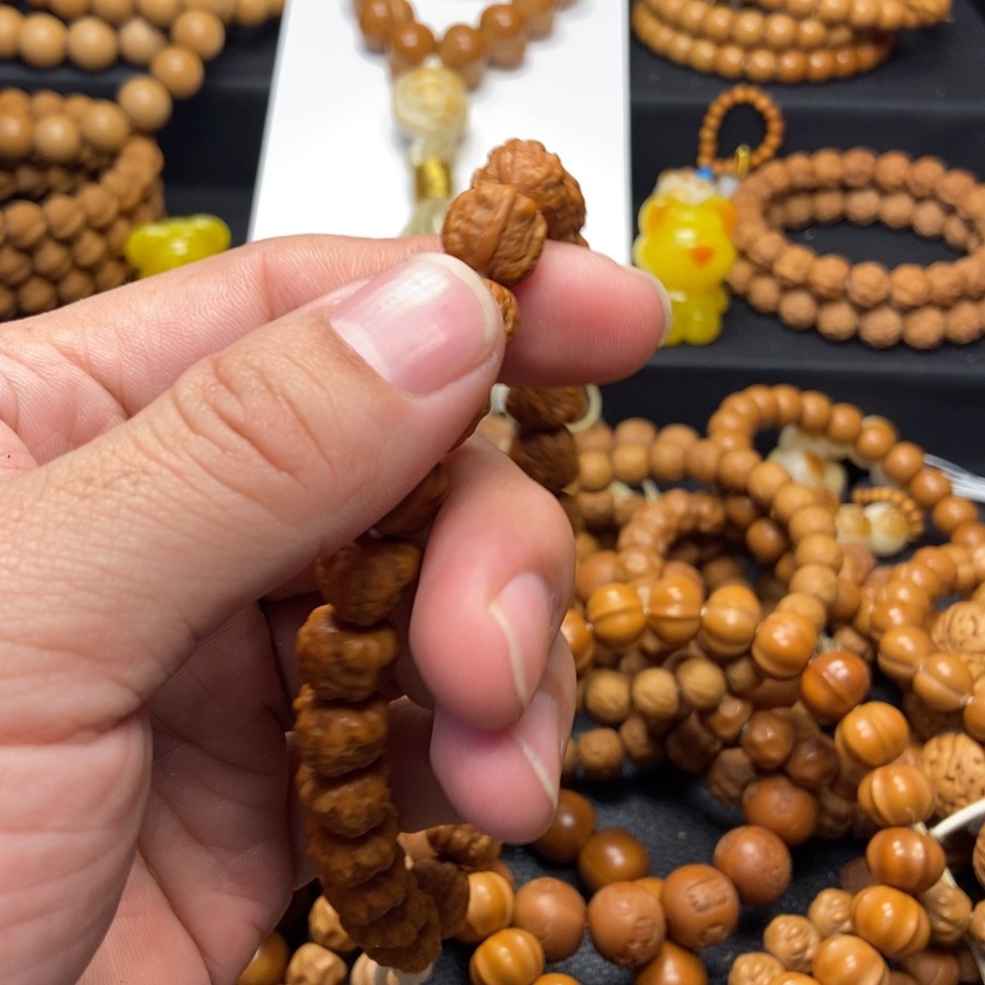 猴头核桃手串微瑕三角娃