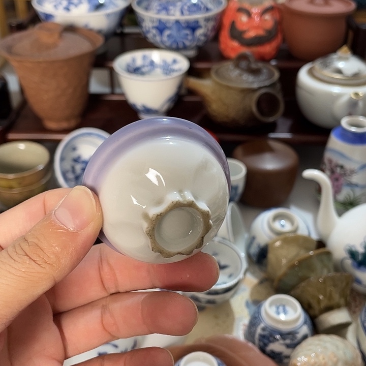 瓷片老杯子一个不错哦