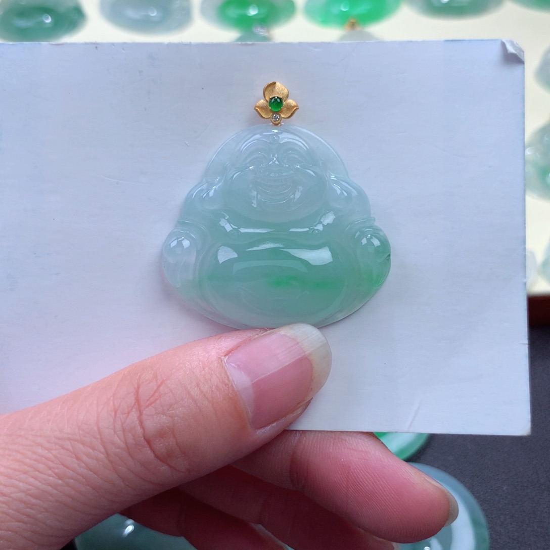翡翠吊坠(不含链)18K金镶嵌