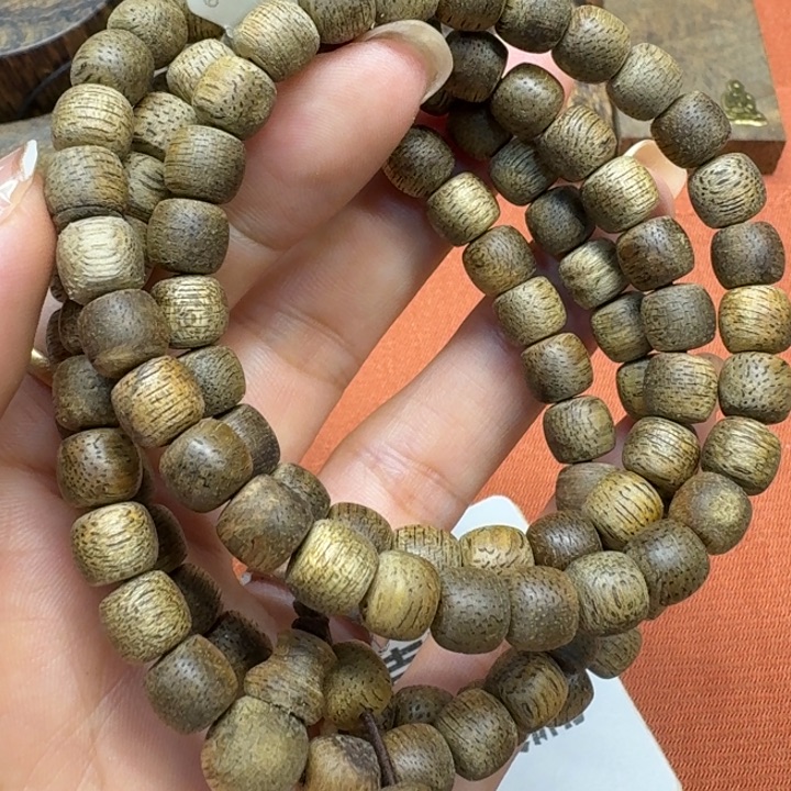 大叶紫檀（黑酸枝木类）