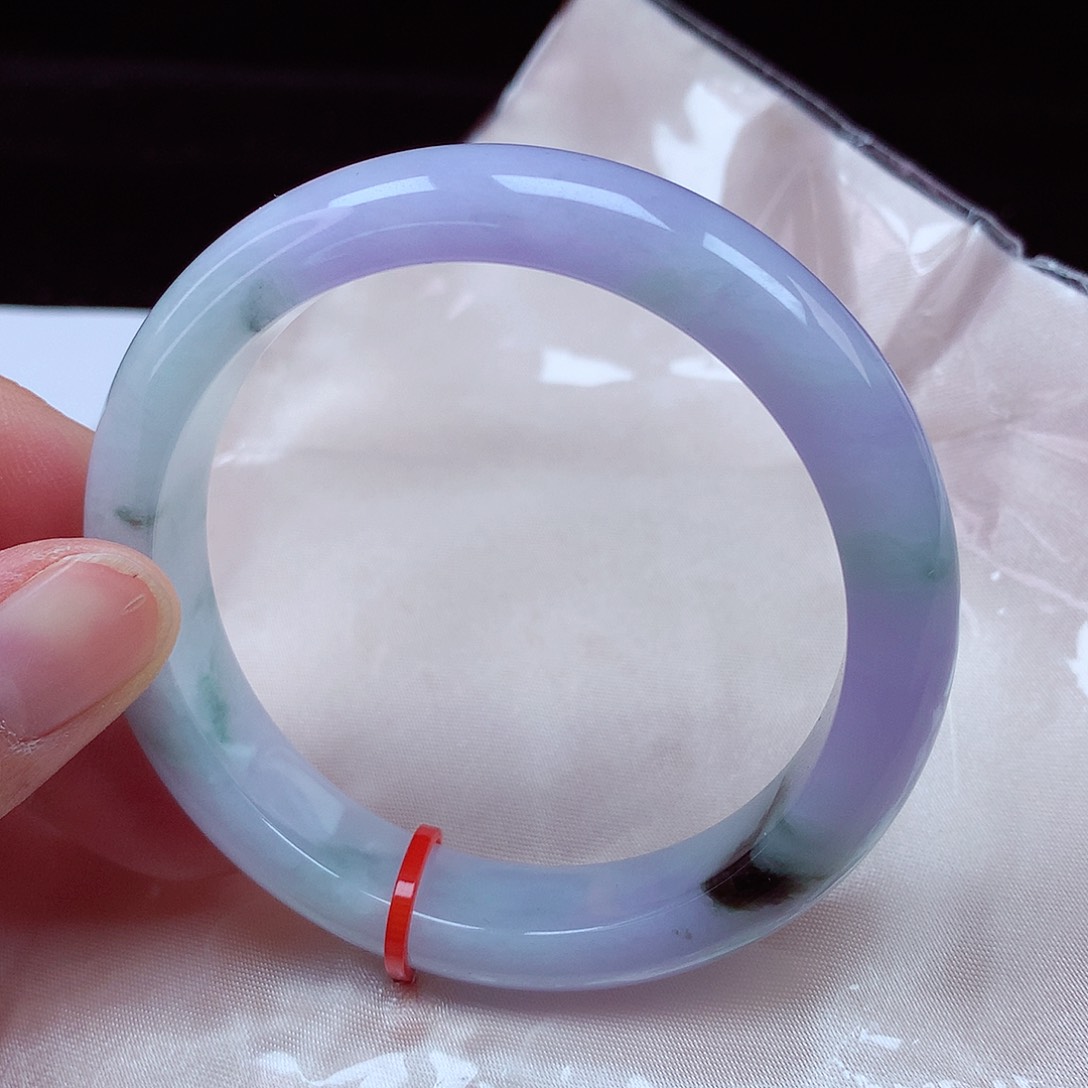 翡翠手镯未镶嵌57圈