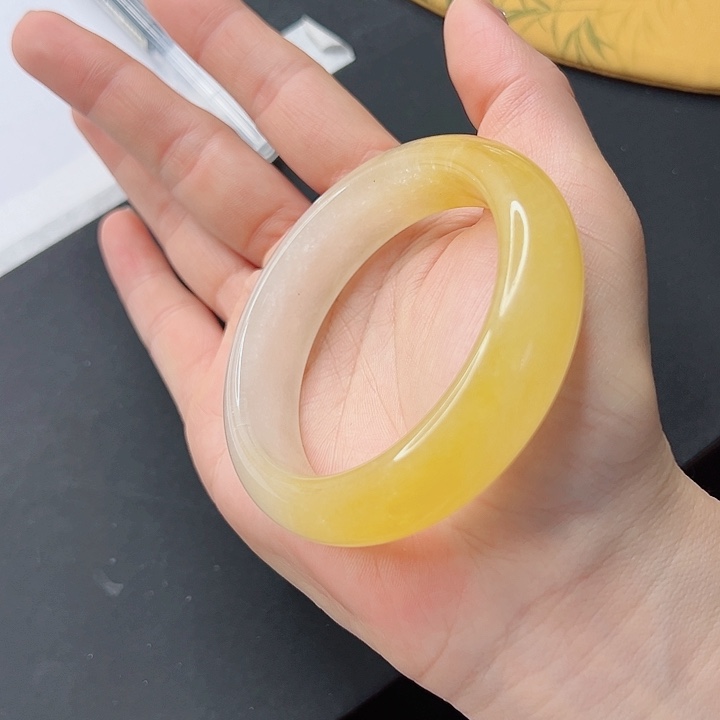 石英质玉手镯未镶嵌986-57