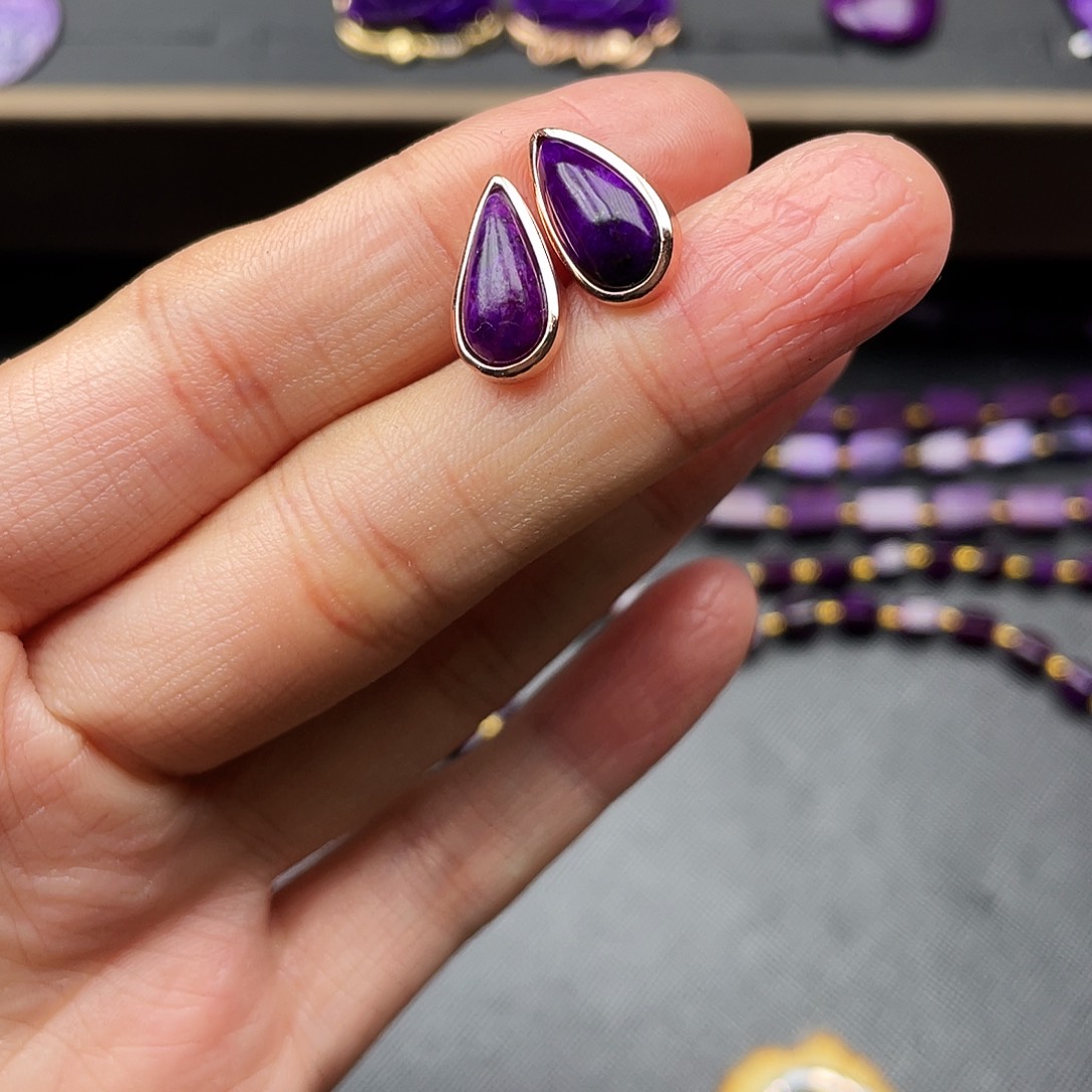 苏纪石（舒俱来）耳钉银S925镶嵌