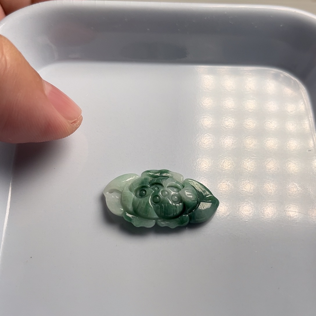 翡翠未镶嵌颈饰天然翡翠