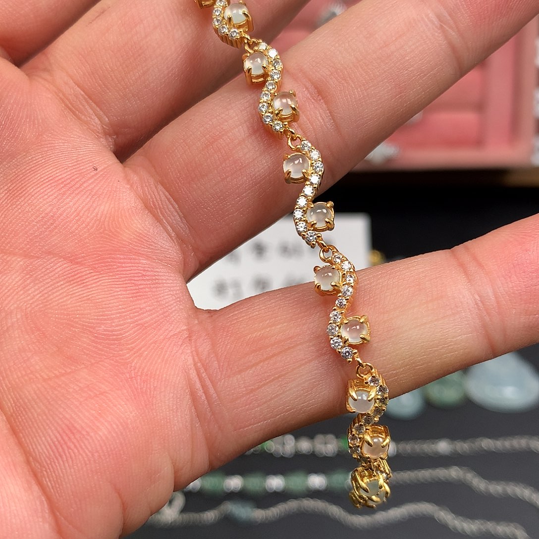 珂****翡翠银S925镶嵌戒指43