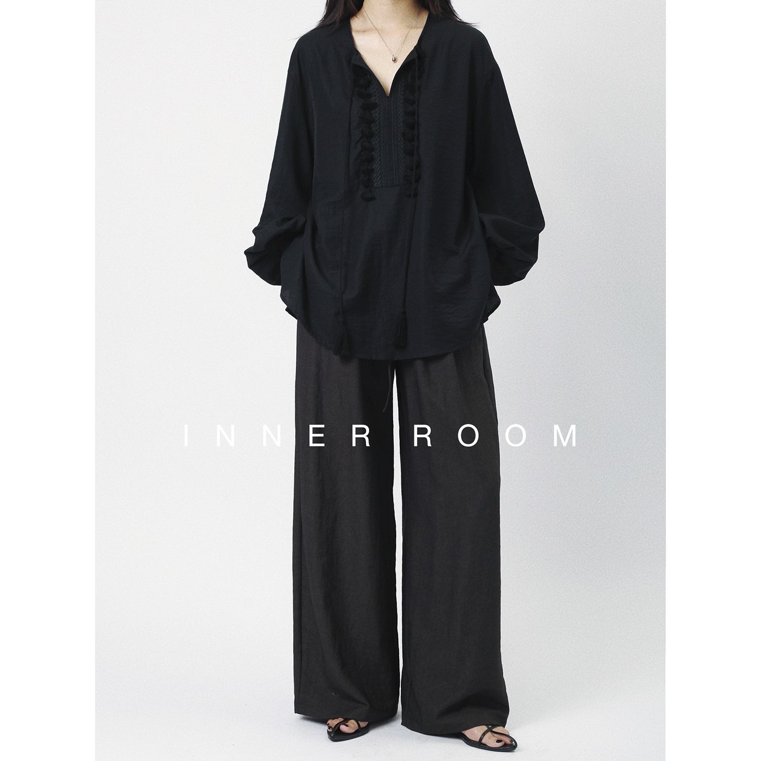INNER ROOM重工立体流苏亚麻长袖上衣女秋百搭慵懒感V领衬衫