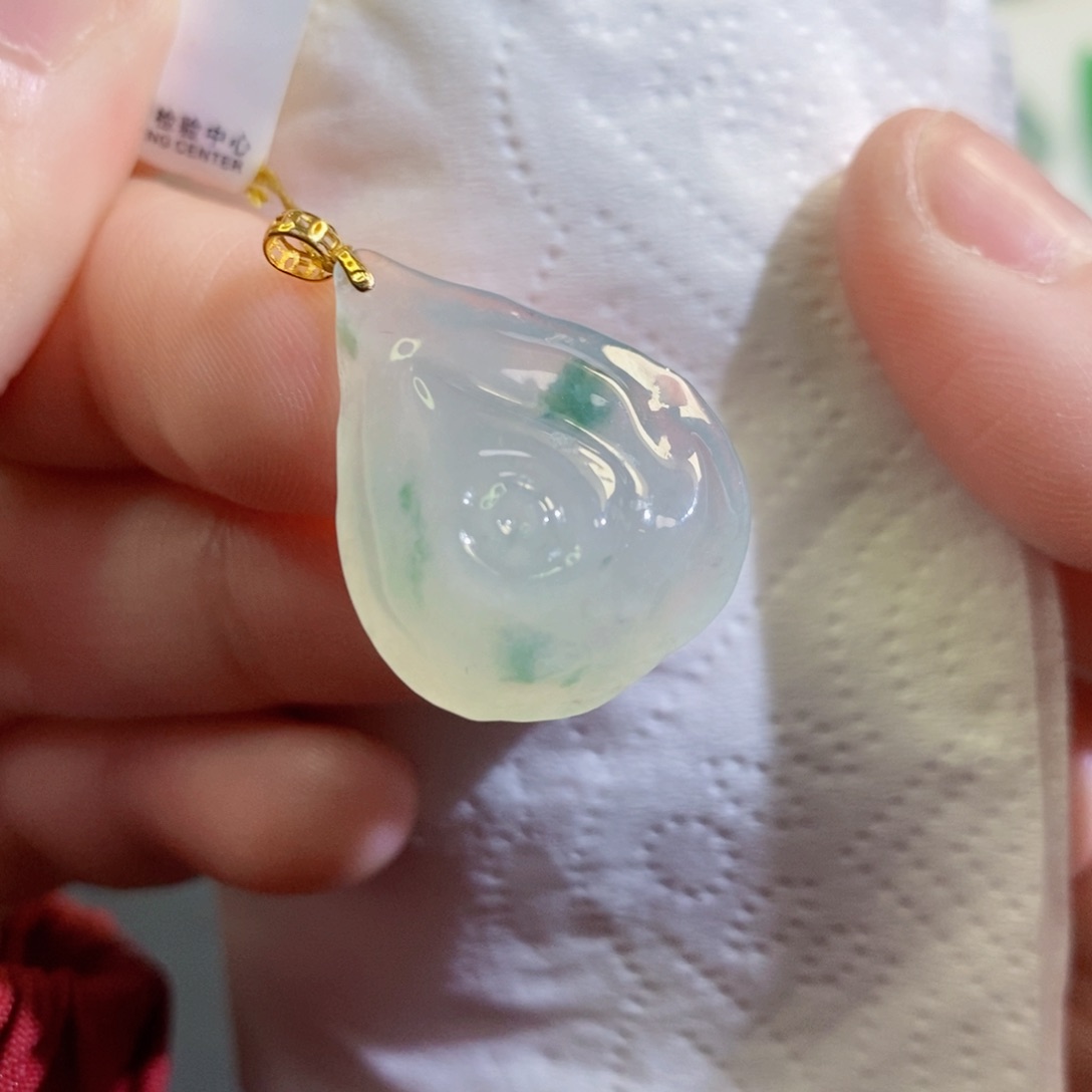 【闪购商品】翡翠吊坠(不含链)未镶嵌888