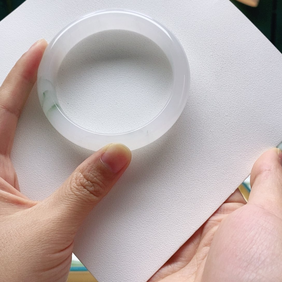 石英质玉手镯未镶嵌58.3