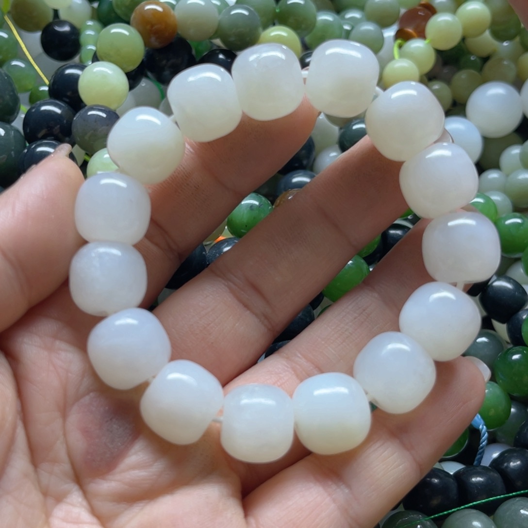 和田玉手链未镶嵌