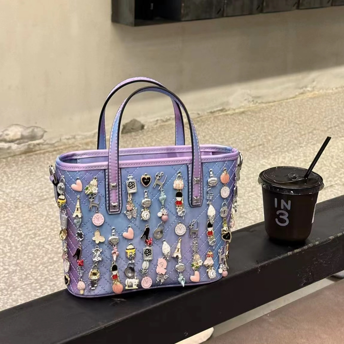 小众设计款轻奢女包时尚肩包百搭女士休闲