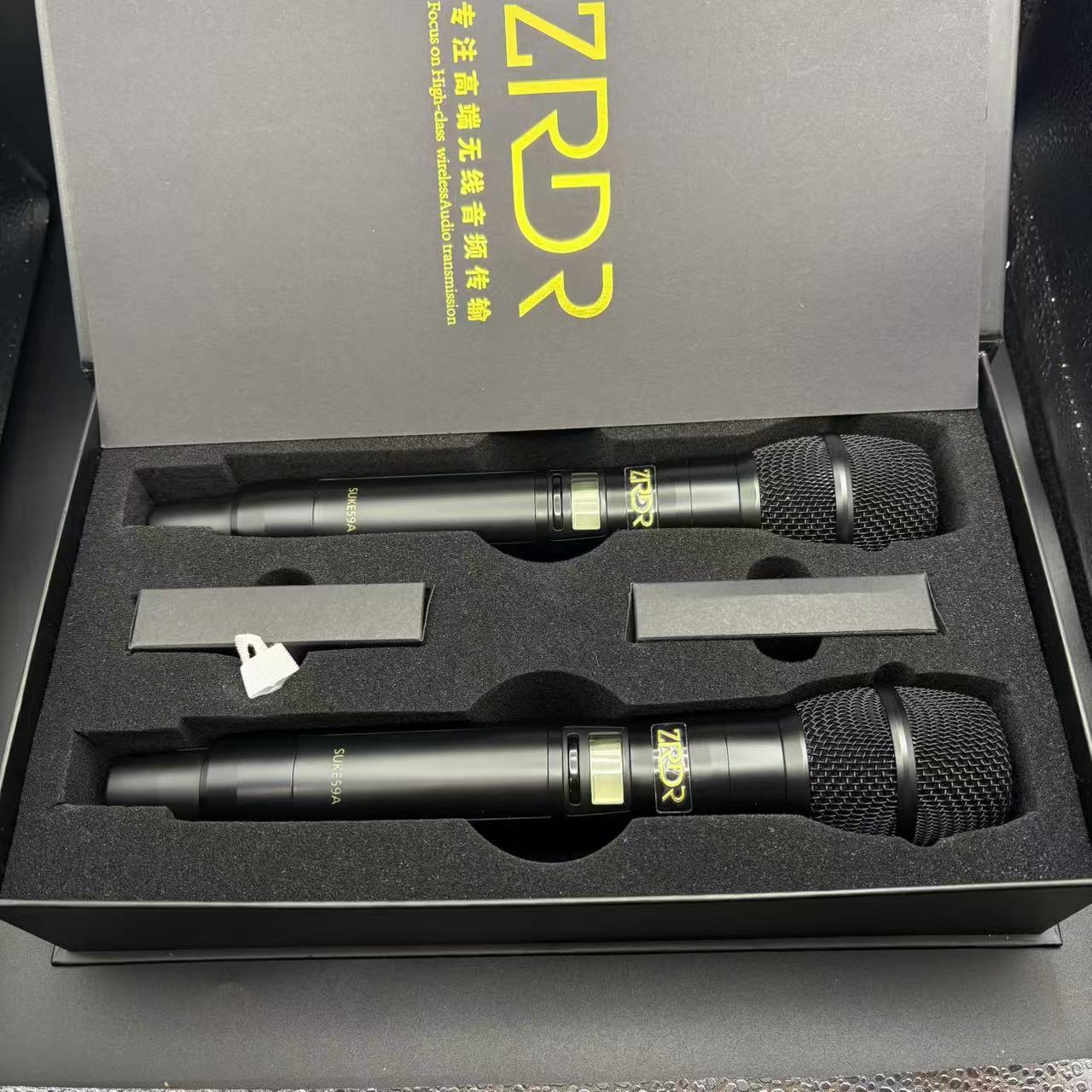 95新  zrdr无线一拖二麦克风   包装配件齐全 包正品