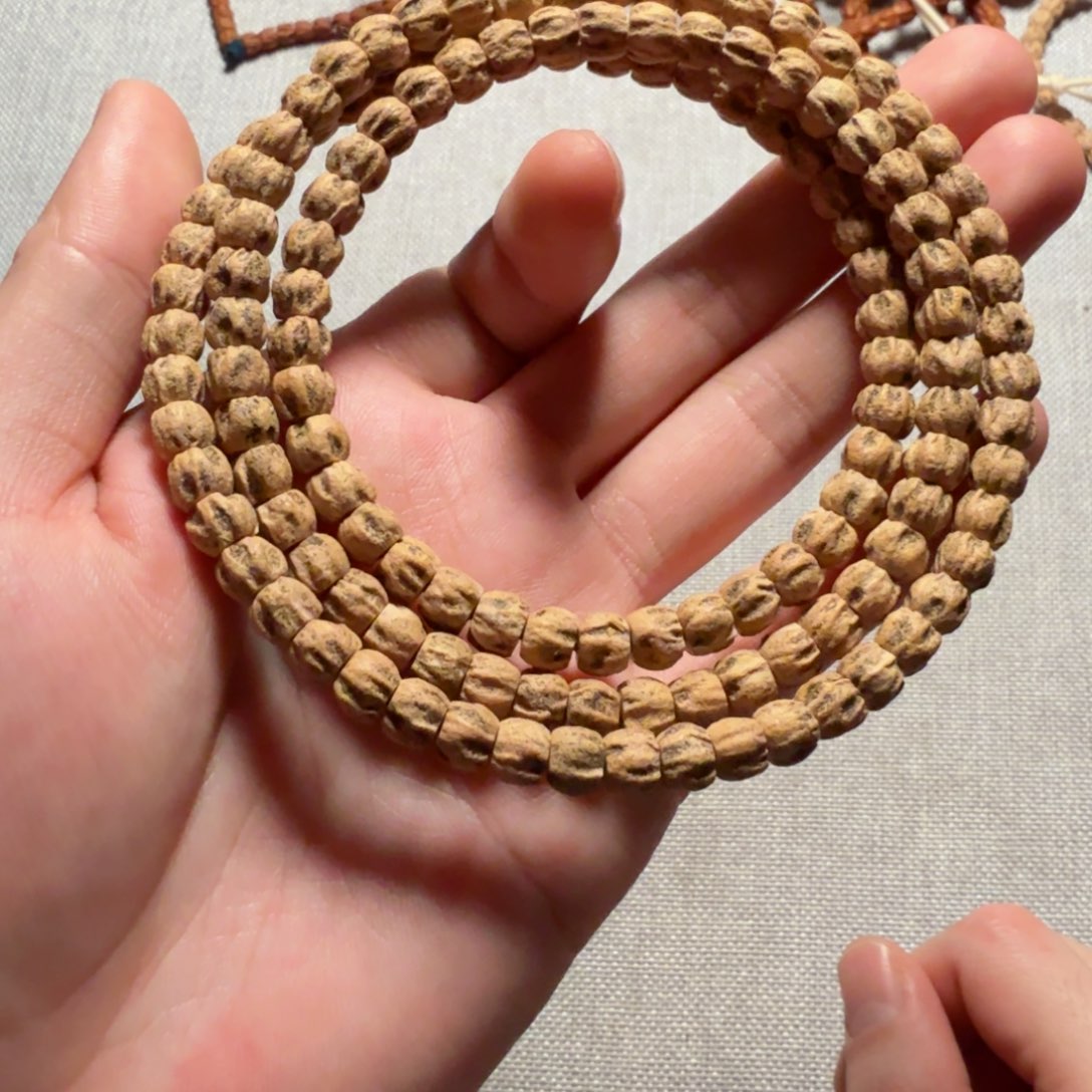 【闪购商品】柏香籽/百香籽吊坠