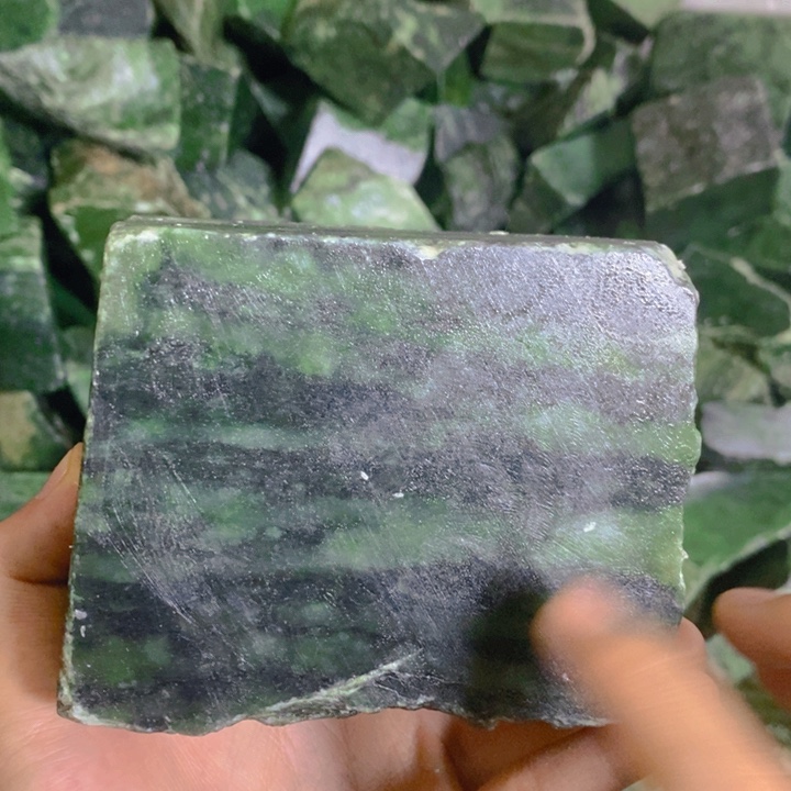 和田玉未镶嵌珠宝半成品