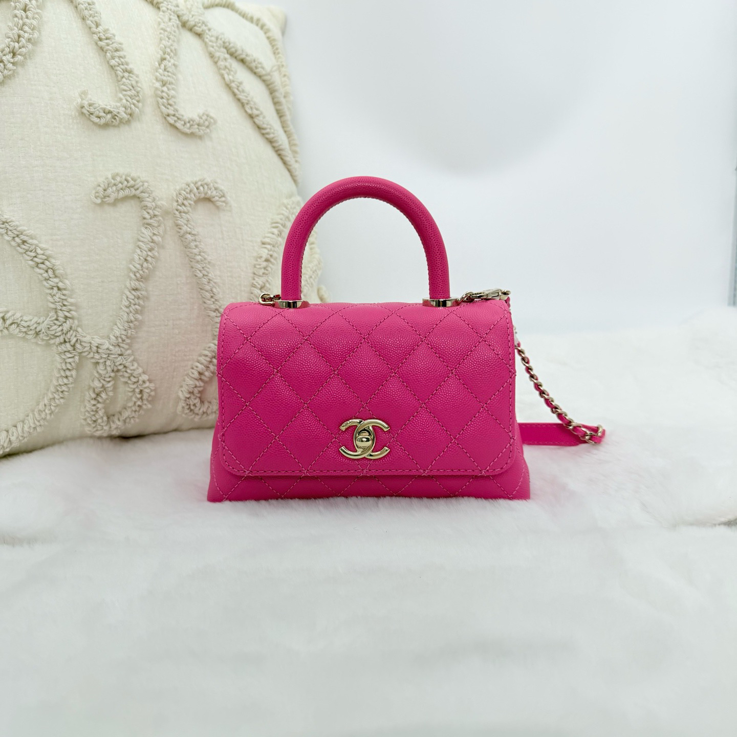 95新 Chanel/香奈儿 粉色cocohamdle链条包