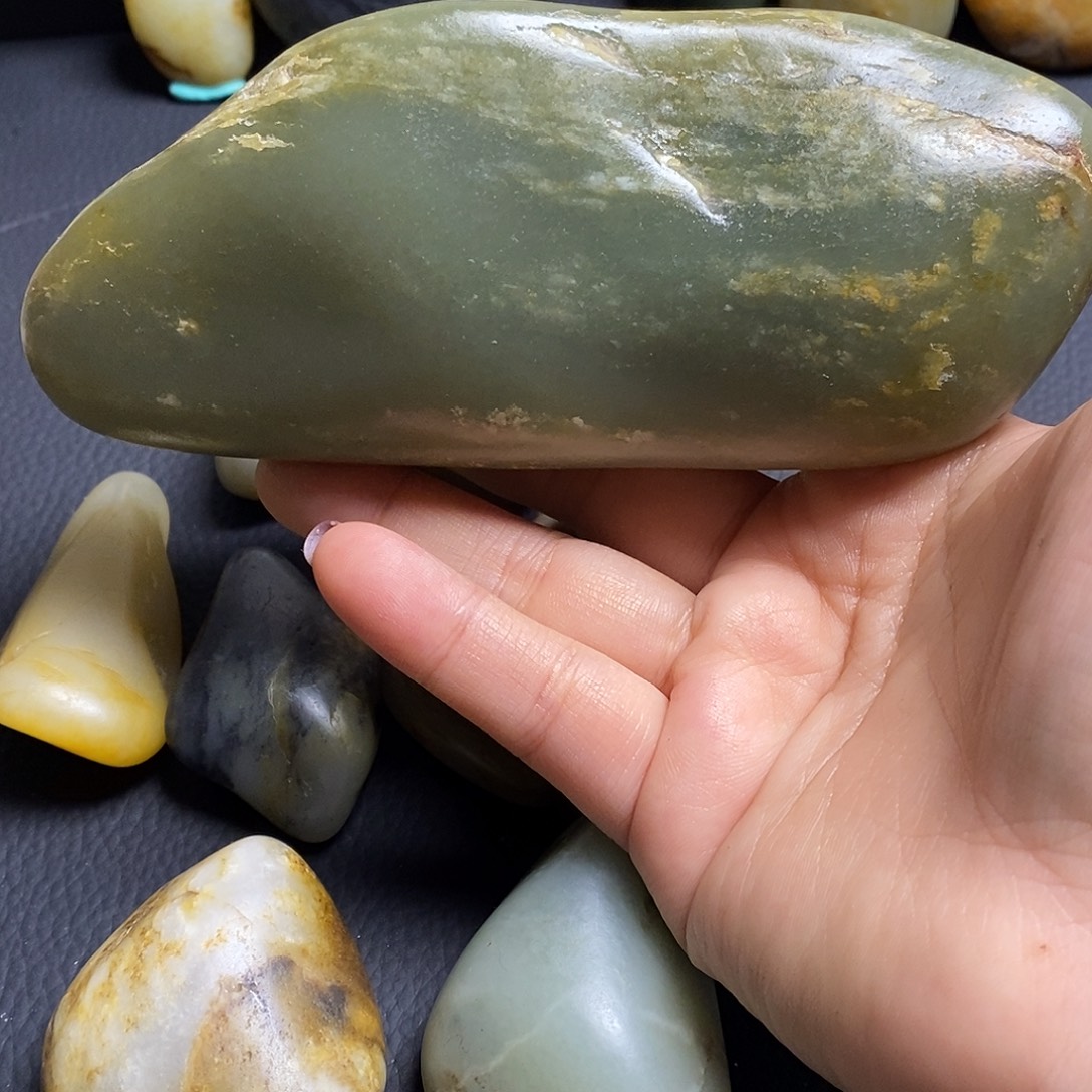 美***然和田玉未镶嵌挂件