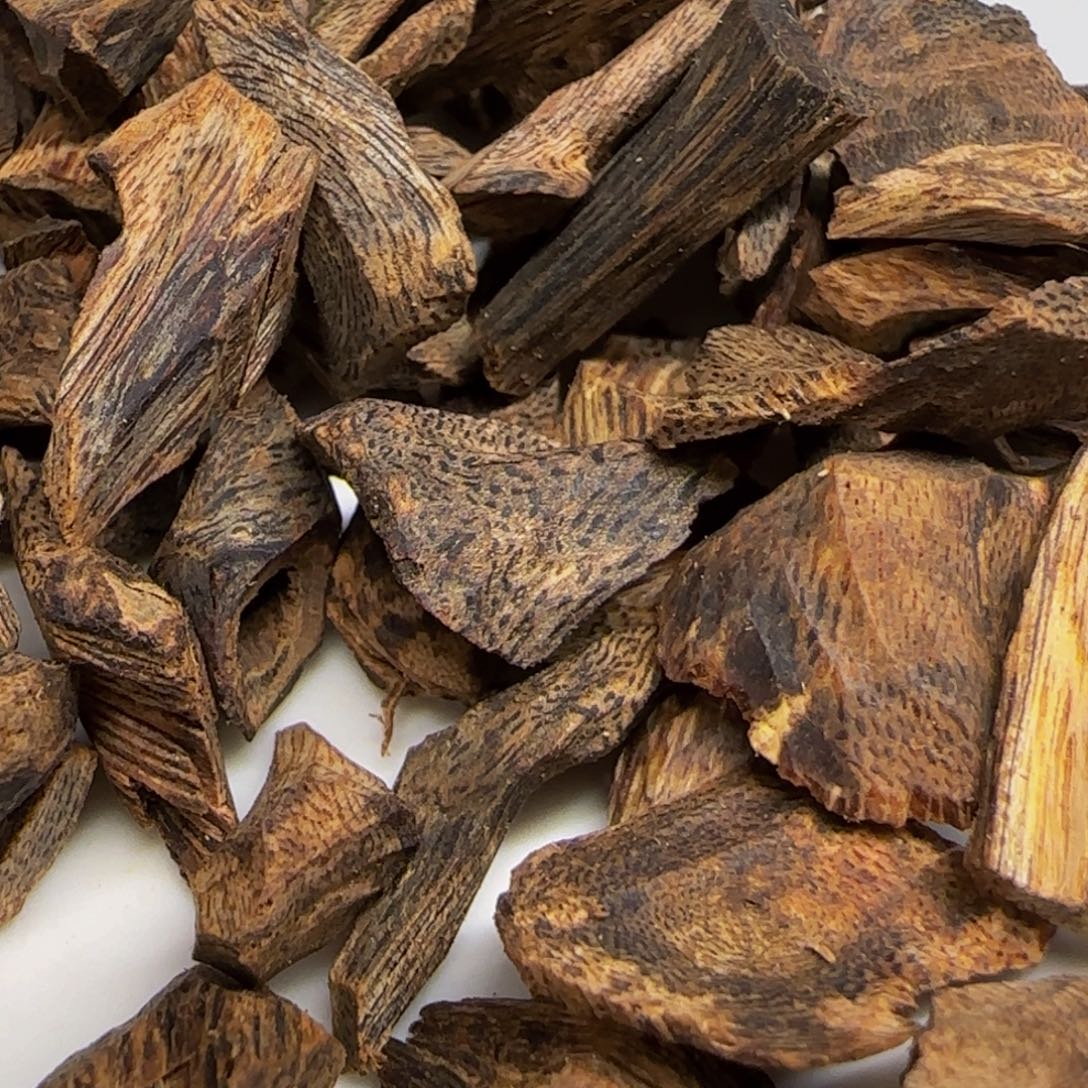 沉香碎屑沉香透顶绿树丁50克