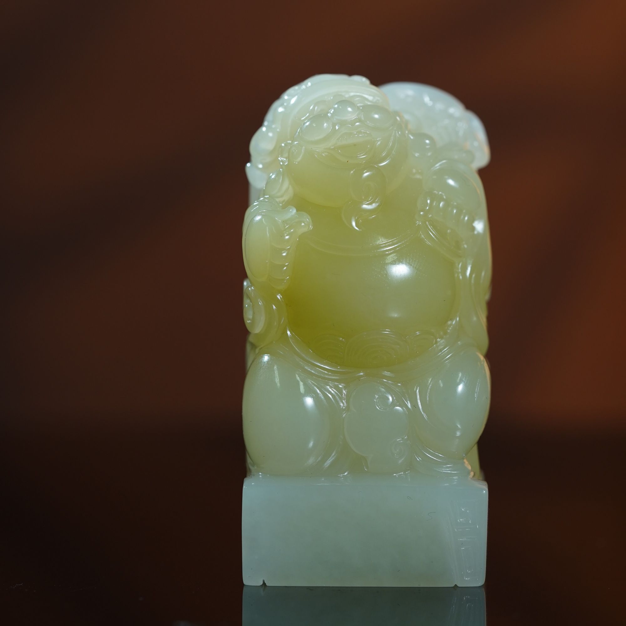 和田玉且末蜂蜜糖财神手把件 187.67g L251108036 