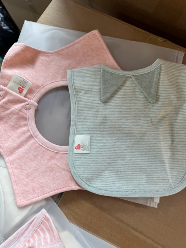 乐悠悠口水巾(扣码1）默认瑕疵