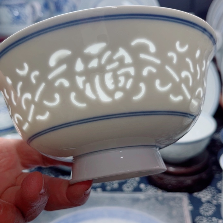 青花玲珑6寸面碗雕双福双线