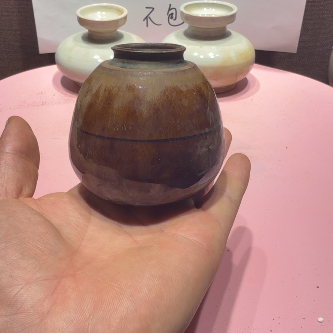 溪***流陶其他漂亮的小瓷瓶子