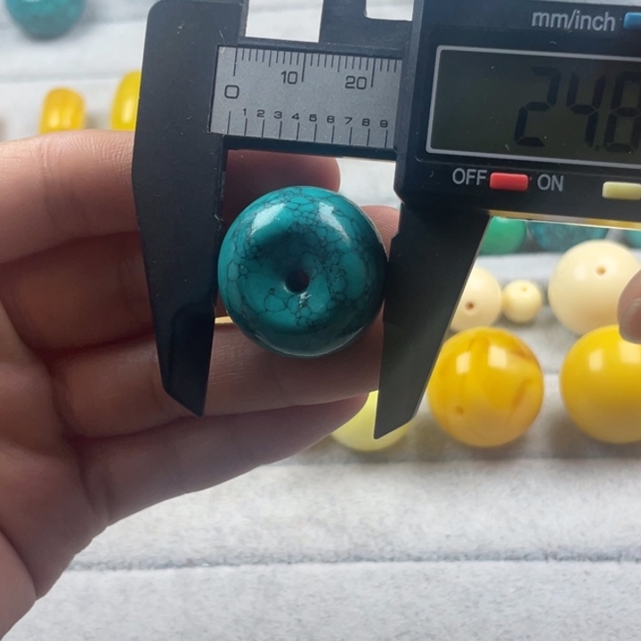 水晶优化松石平安扣24.8*16mm尺寸单颗未镶嵌乌兰花款