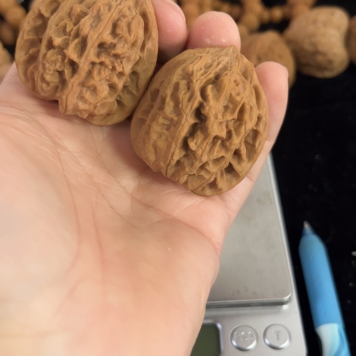 把件文玩核桃39左右野生钢炮粗筋，编号018