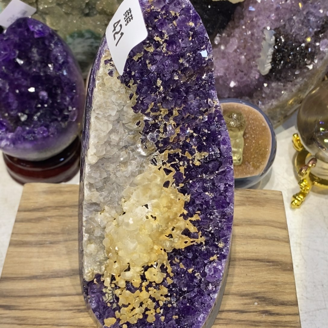 未镶嵌紫晶大型摆件（非配饰）方解石渐变色