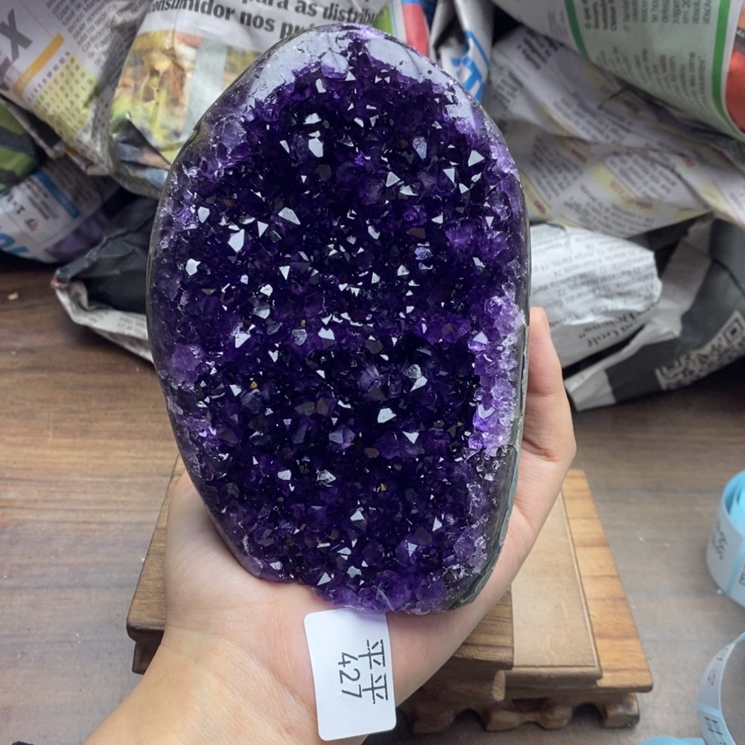 未镶嵌水晶大型摆件（非配饰）