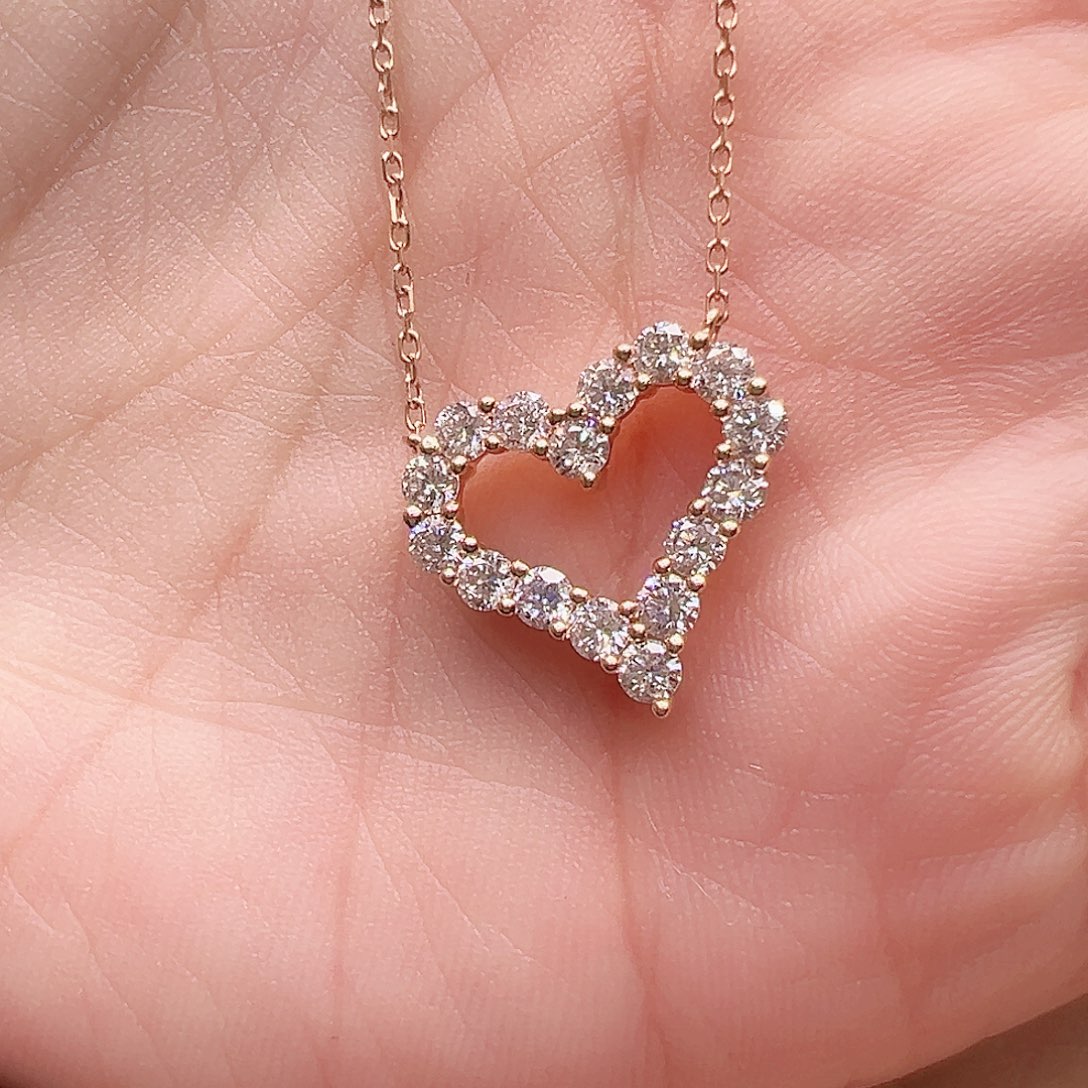 18K金镶嵌项链实验室培育钻石0.797ct K玫瑰金心形项链45cm