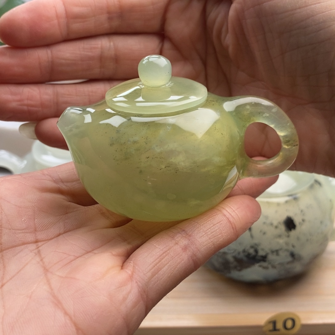 岫玉未镶嵌四大名玉手把壶