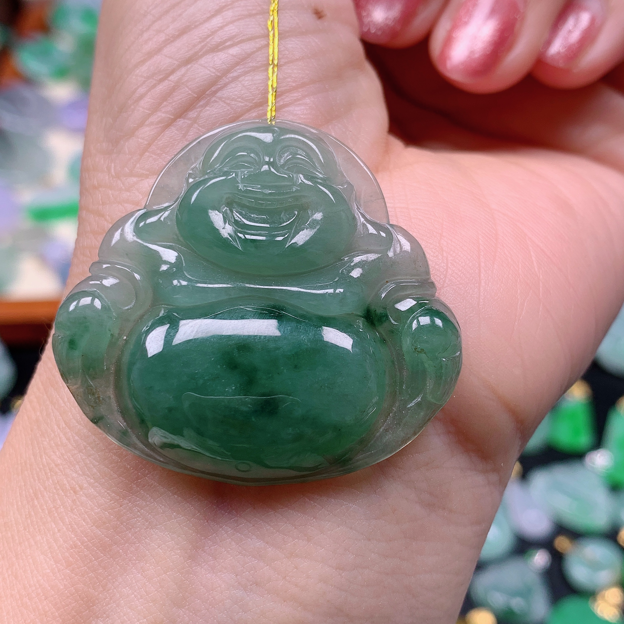 缅甸天然A货翡翠，冰飘花佛公，编号10/1218尺36.7-39.7-6