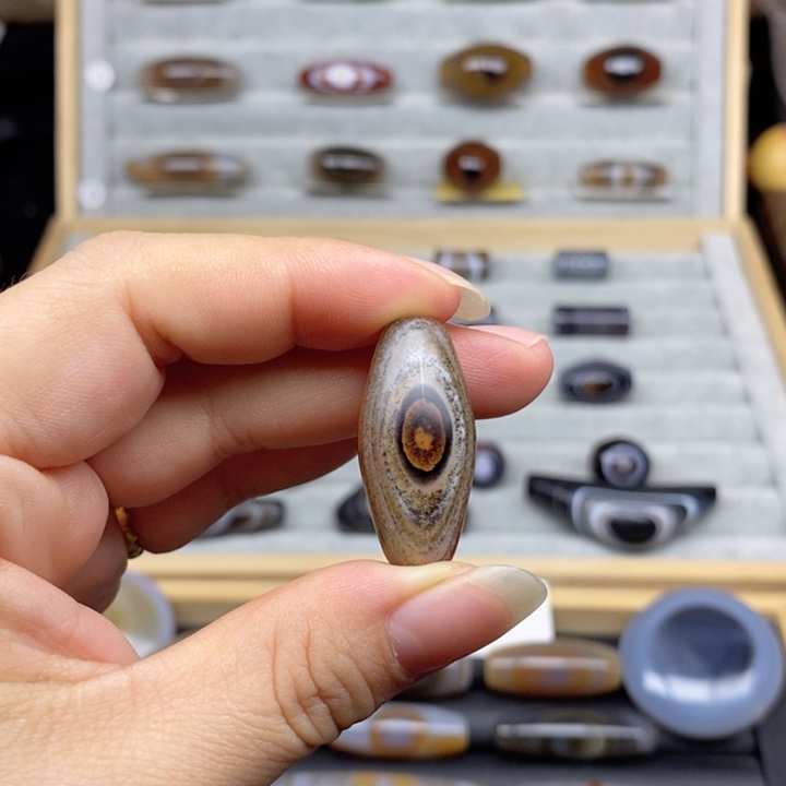 未镶嵌玛瑙/玉髓珠宝奇石Y**S