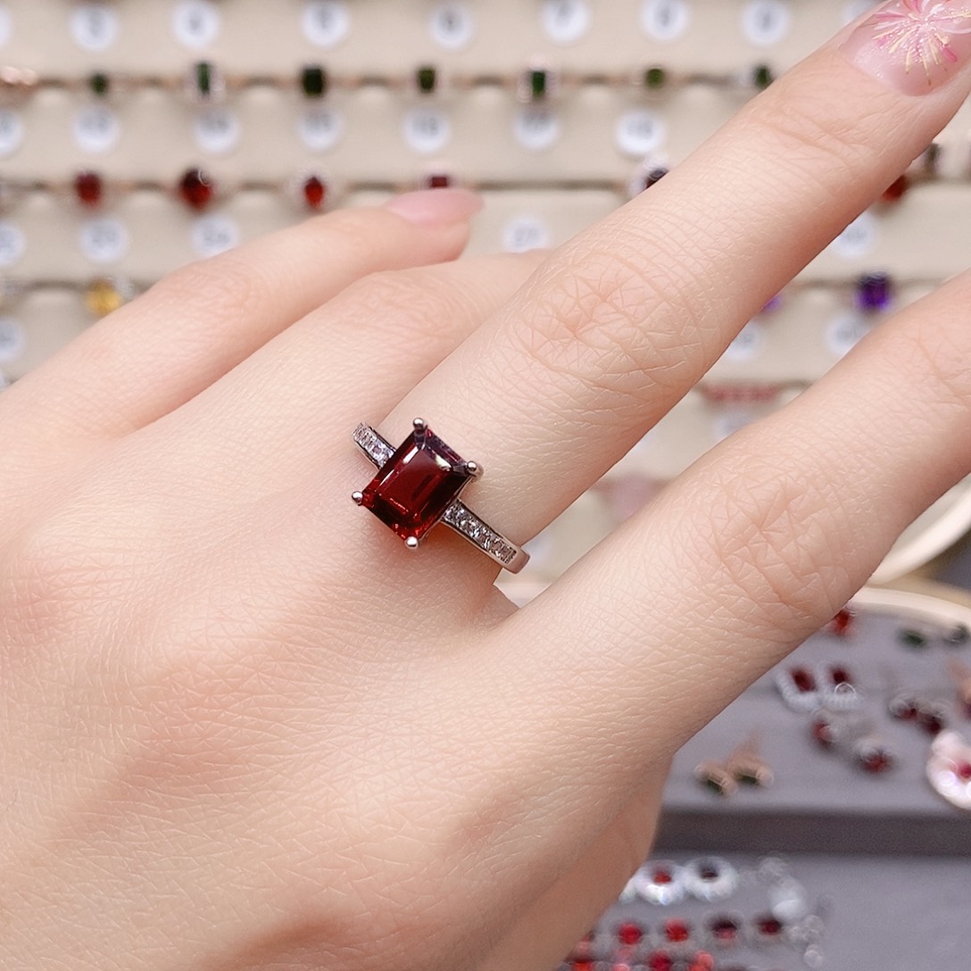 石榴石戒指银S925镶嵌戒指