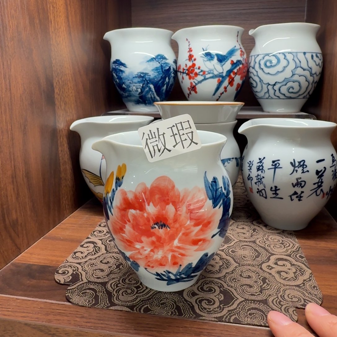 釉下手绘茶具微瑕