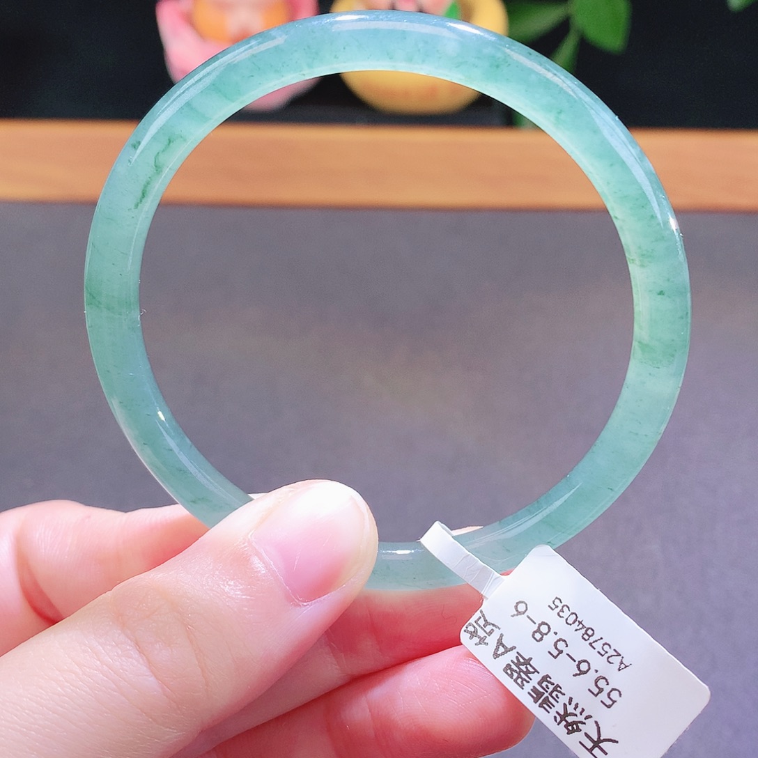 翡翠未镶嵌手镯天然翡翠