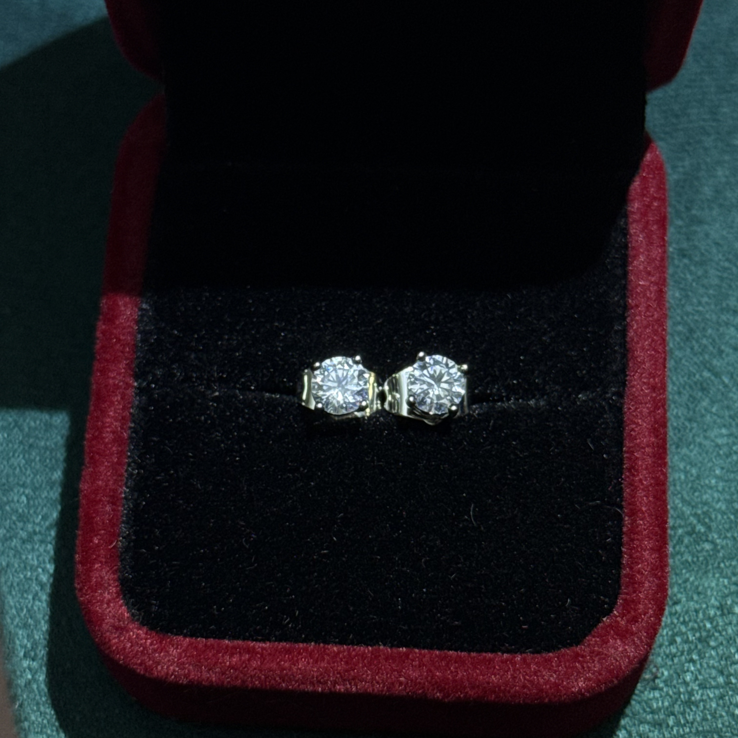 【高级珠宝】精品八心八箭精致小耳钉—————