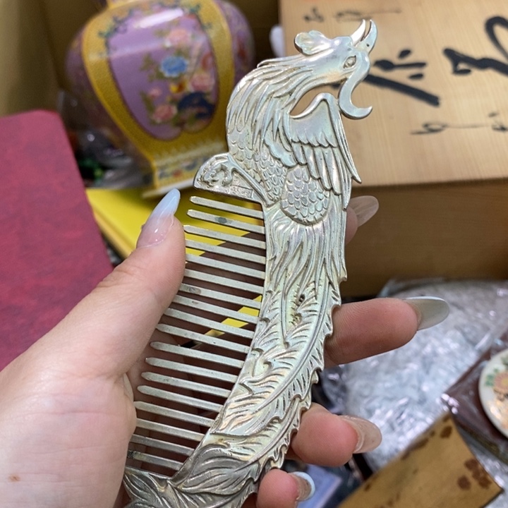 瓷片哦哦哦哦我哦哦哦