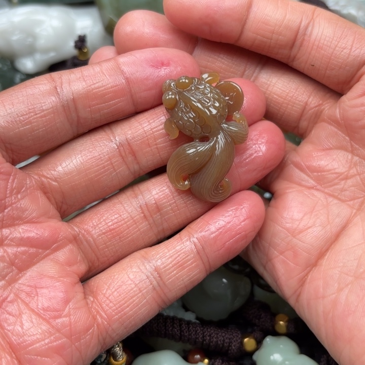 和田玉吊坠未镶嵌