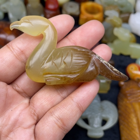 蛇纹石玉未镶嵌颈饰31