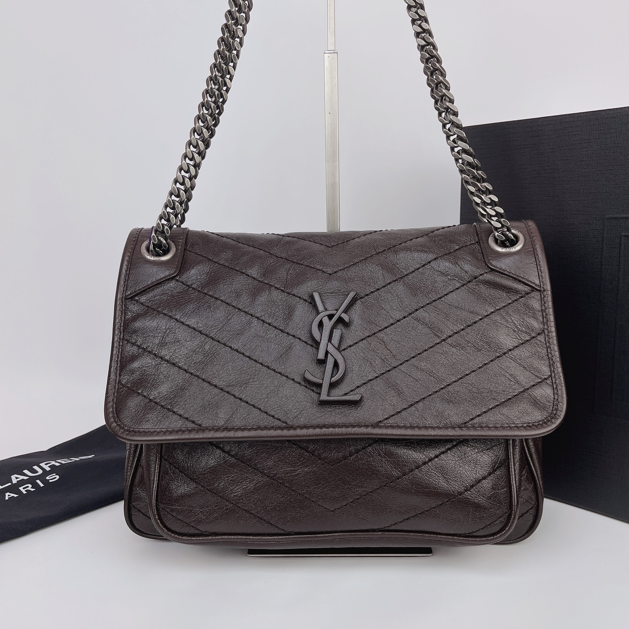 95新 YSL/圣罗兰 圣罗兰新款咖啡色Niki底长27 M433