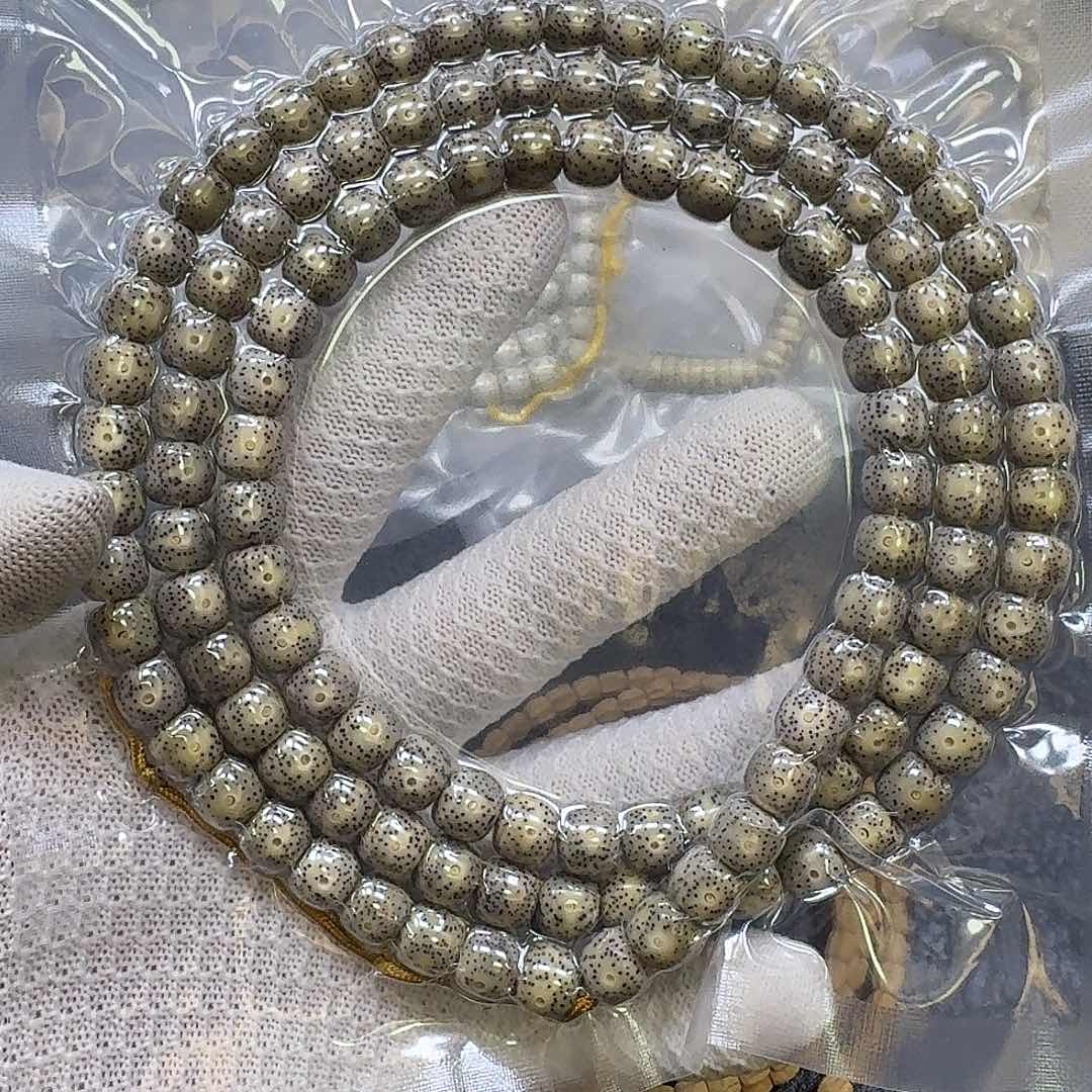 何***）手串星月菩提10*9糯冰手串