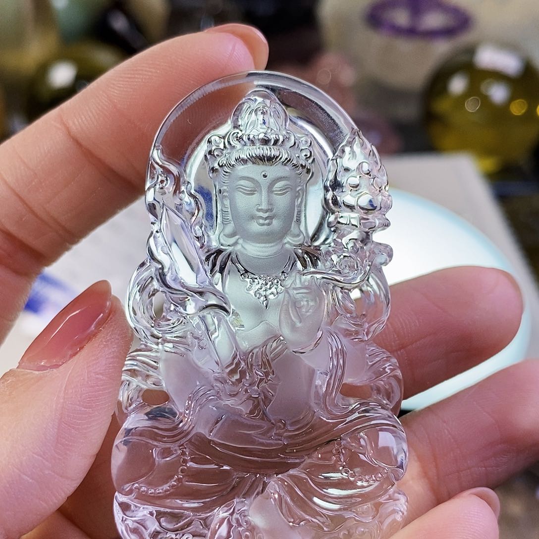 水晶天然水晶吊坠漂亮赠珠链未镶嵌寳****齣