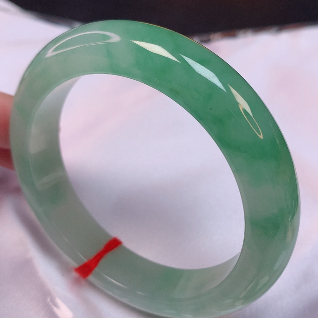 翡翠手镯未镶嵌57 翡翠手镯