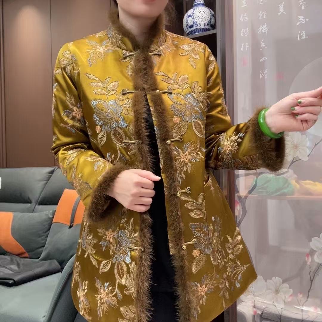 【美依之源】财源滚滚重工刺绣亮片貂毛中式复古棉服
